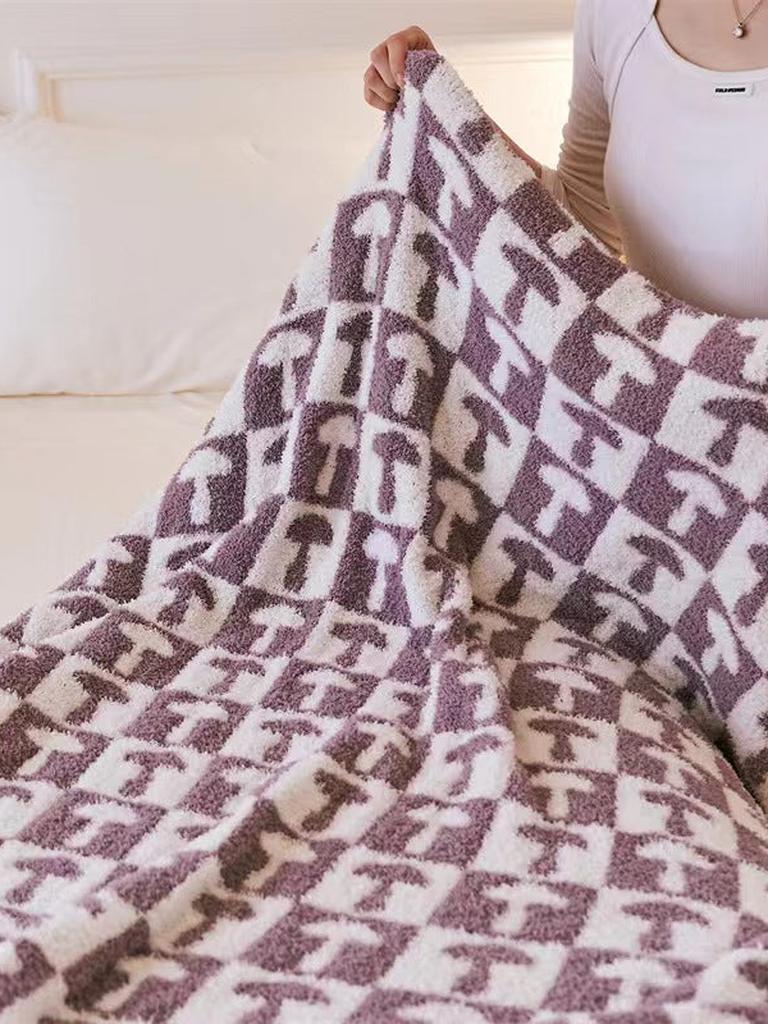 Mushroom Throw Blanket (Dull Red)