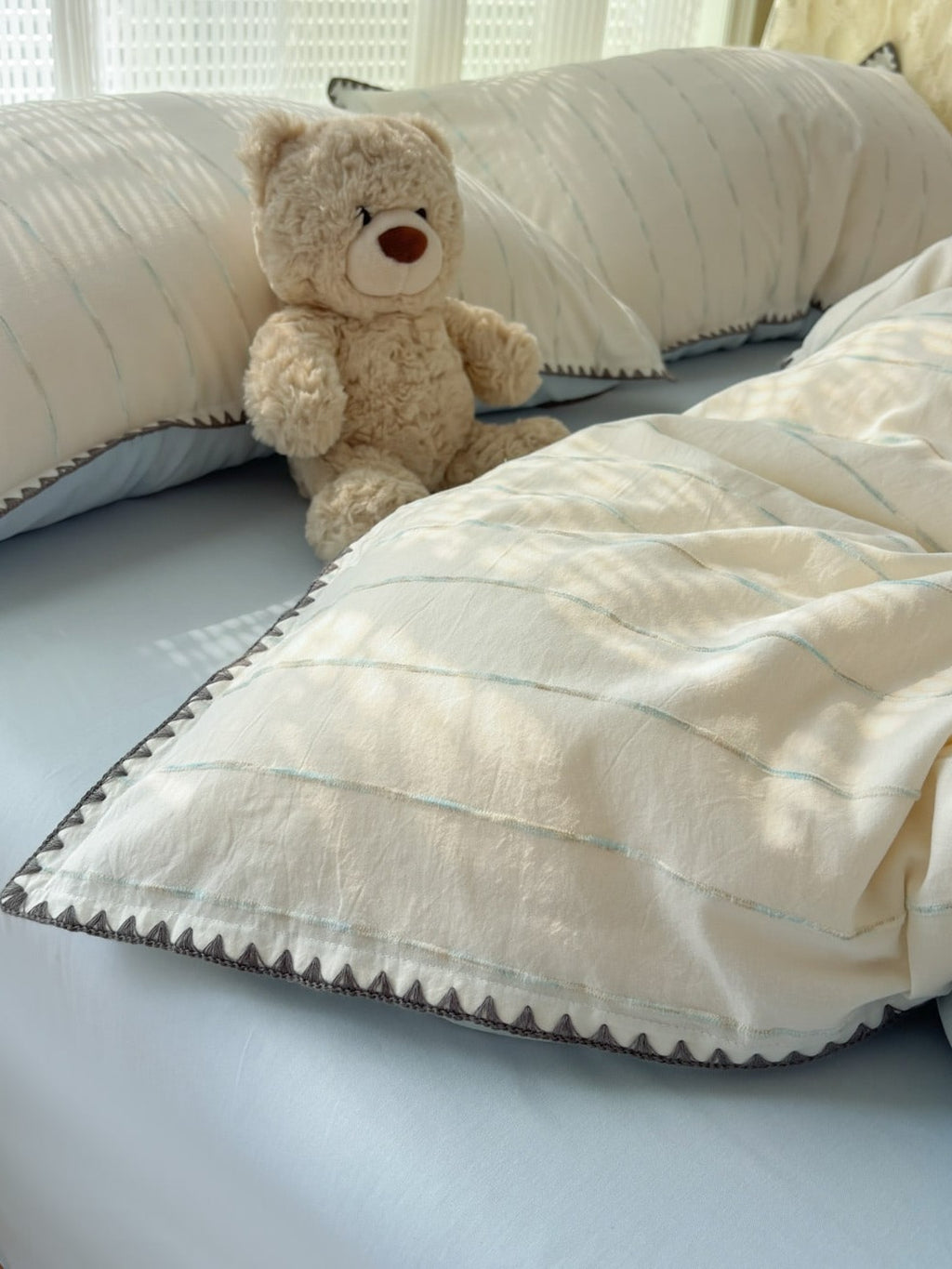 Pebble Dot Cotton Clip-Jacquard Duvet Cover Set original reference image 6