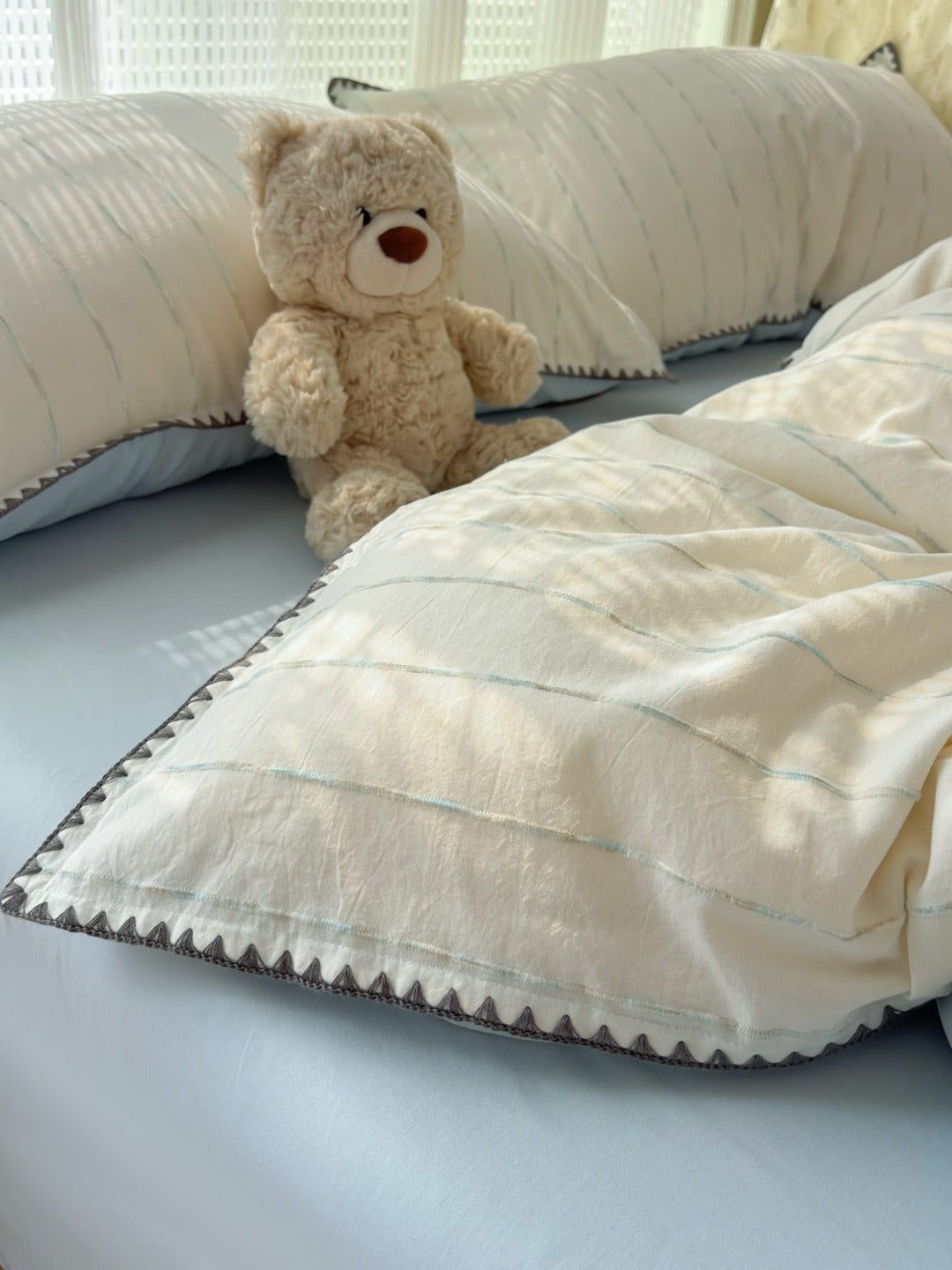 Pebble Dot Cotton Clip-Jacquard Duvet Cover Set original reference image 6