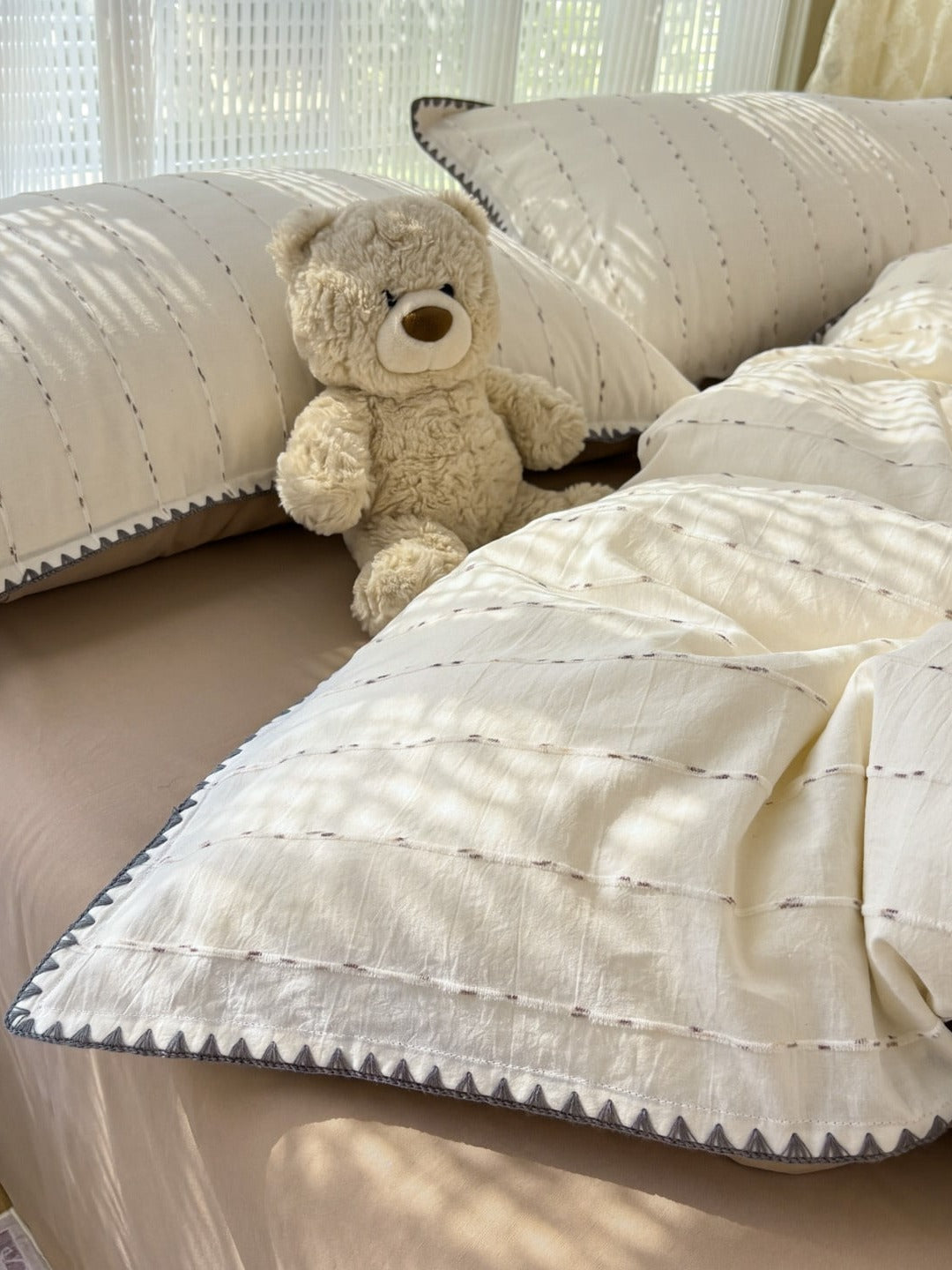 Pebble Dot Cotton Clip-Jacquard Duvet Cover Set original reference image 12