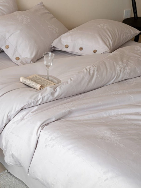 Petal Relief Cotton Jacquard Duvet Cover Set original reference image 3