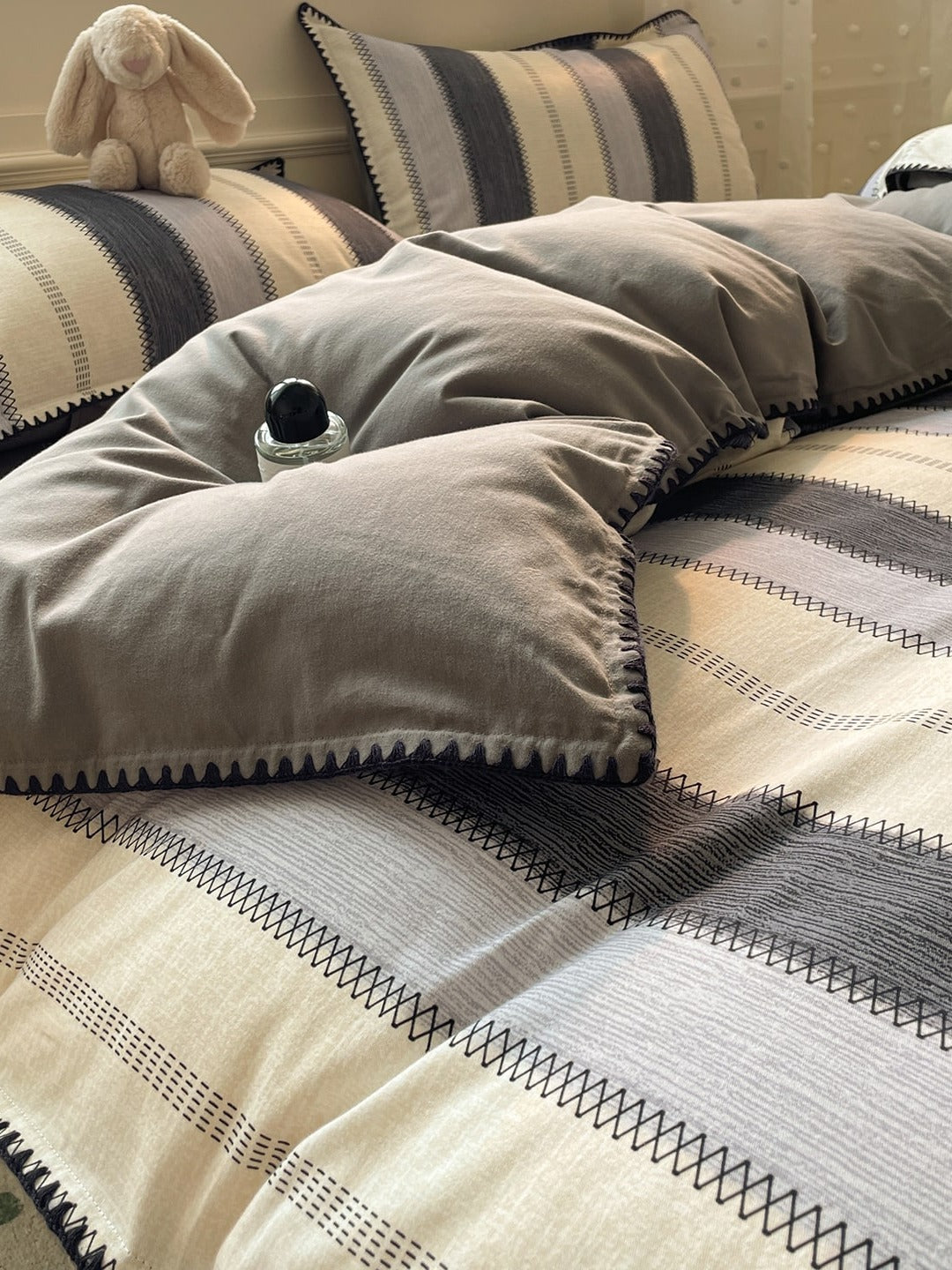 Rhythm Stripe Brushed Cotton Duvet Cover Set original reference image 2