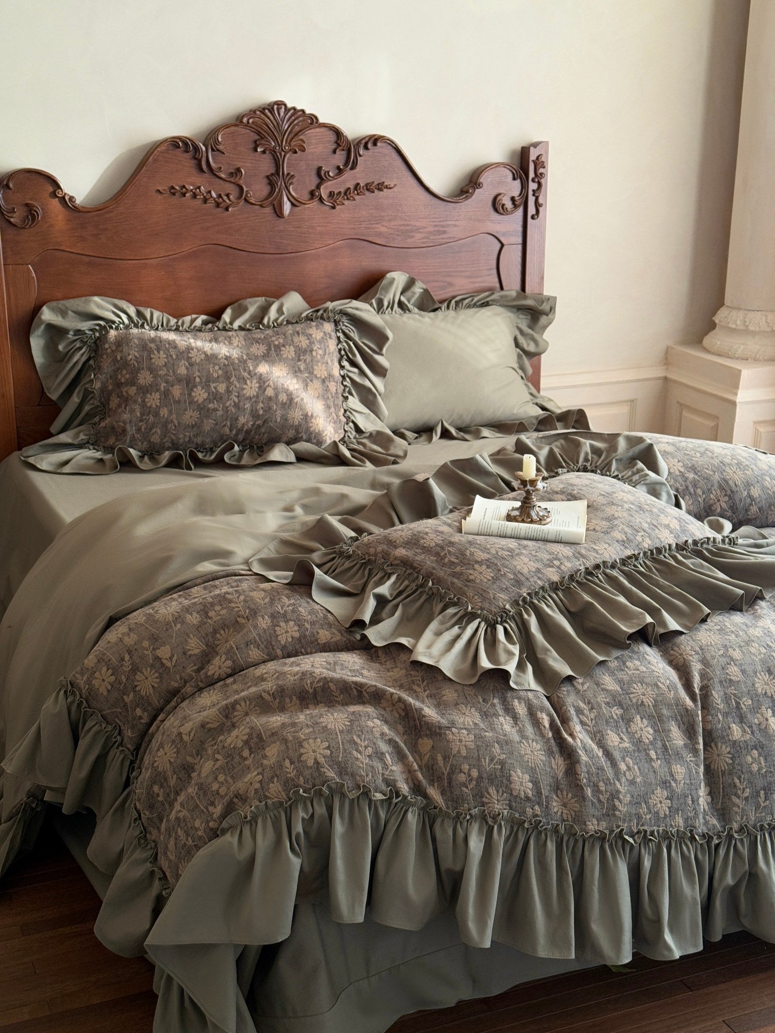 Sage Daisy Ruffle Cotton Jacquard Duvet Cover original reference image 1