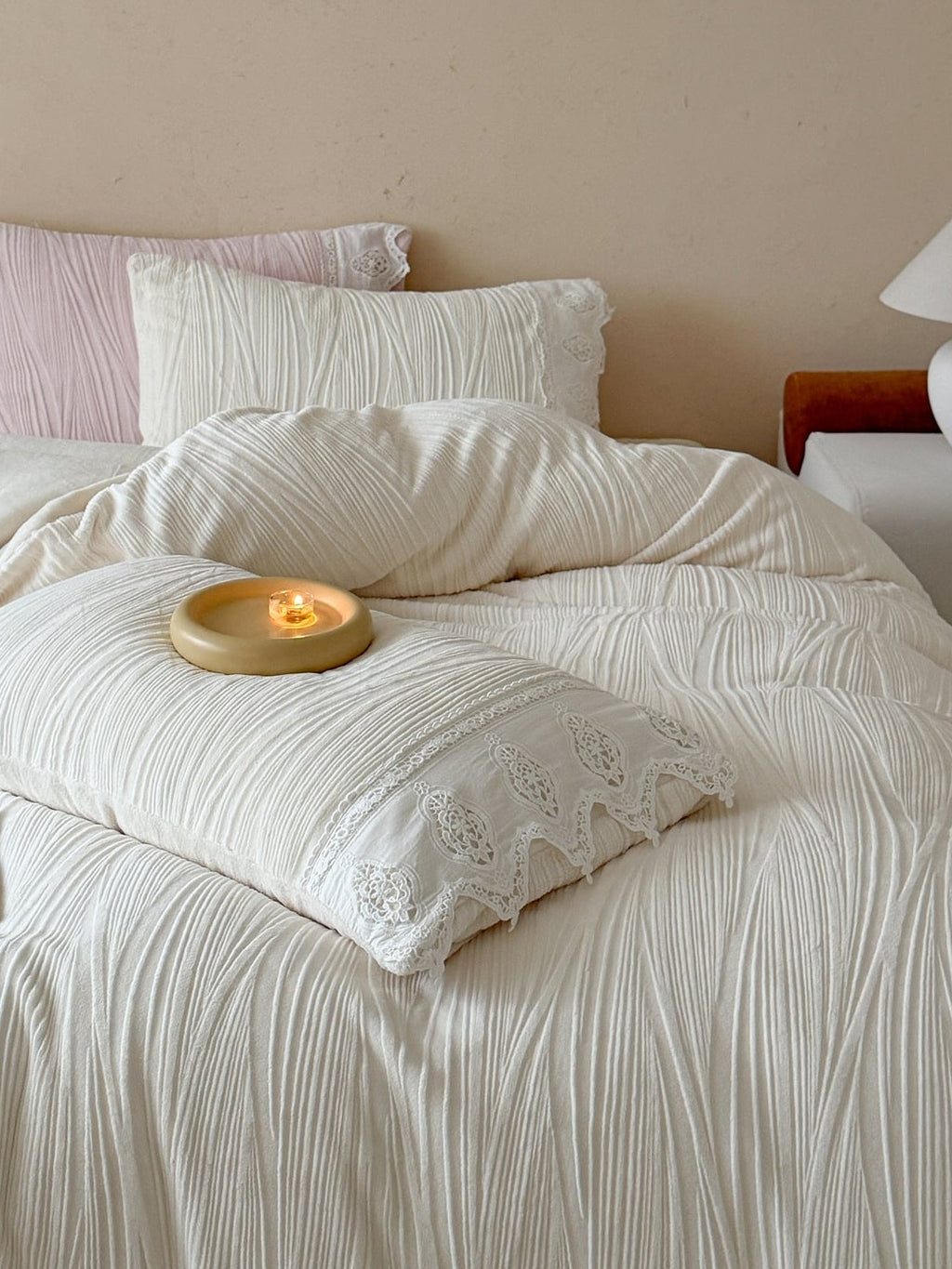 Sculpted Leaf Plush Duvet Cover Set original reference image 6