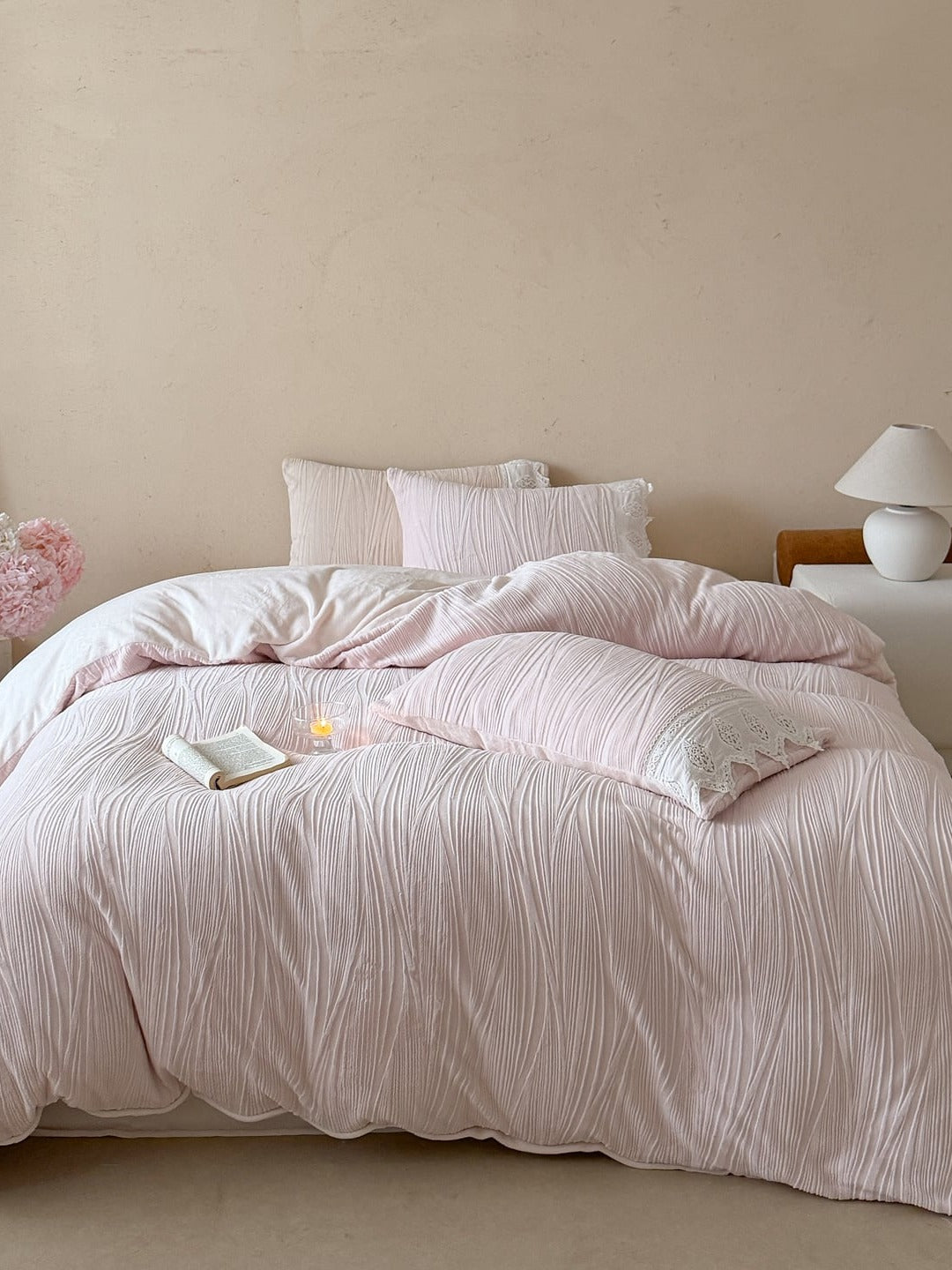 Sculpted Leaf Plush Duvet Cover Set original reference image 17