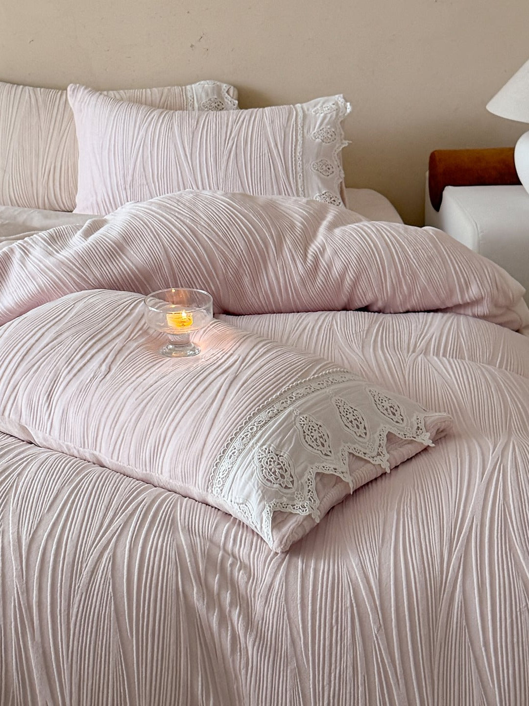 Sculpted Leaf Plush Duvet Cover Set original reference image 22