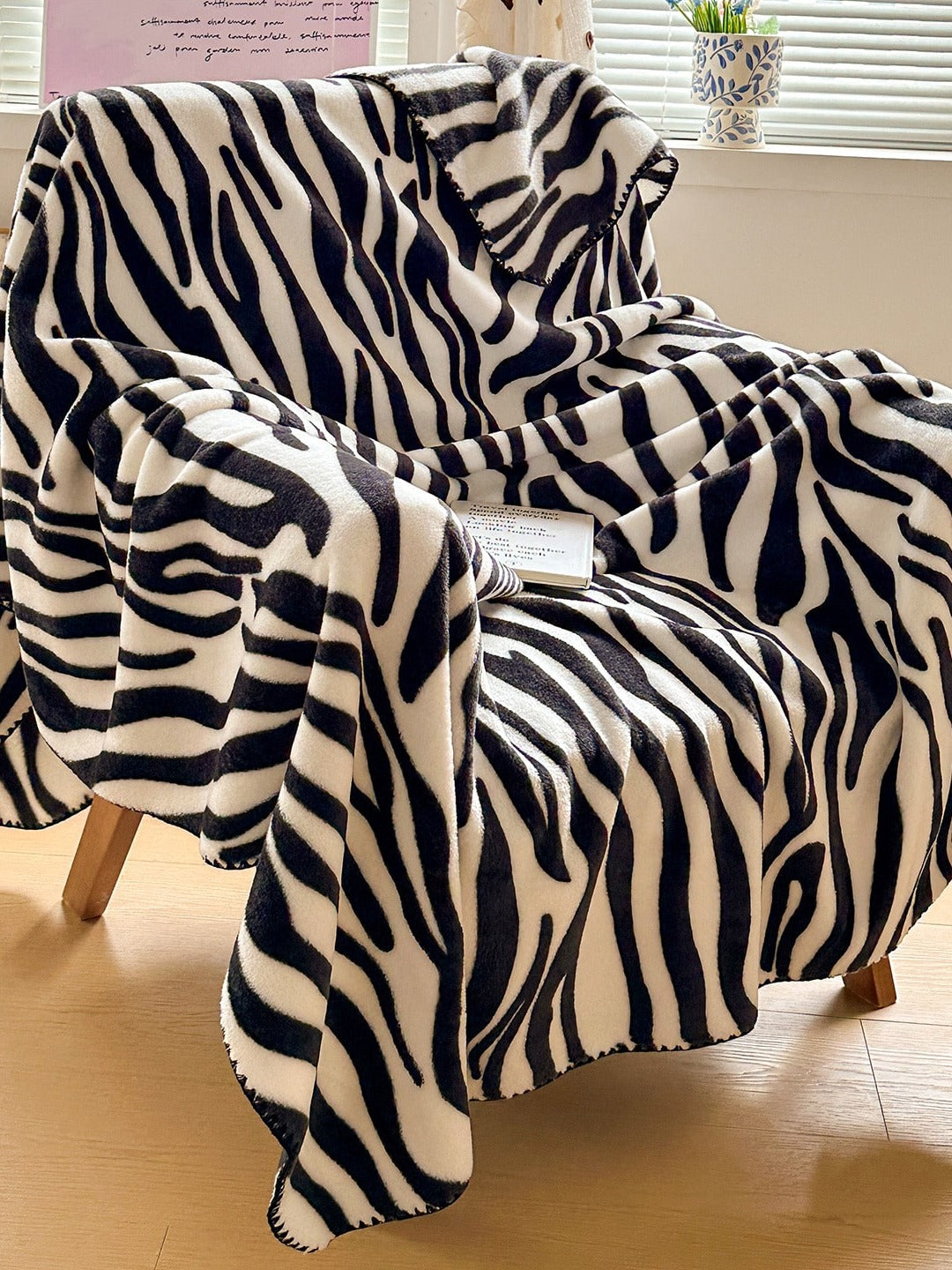 Serengeti Animal Print Plush Throw Blanket original reference image 7
