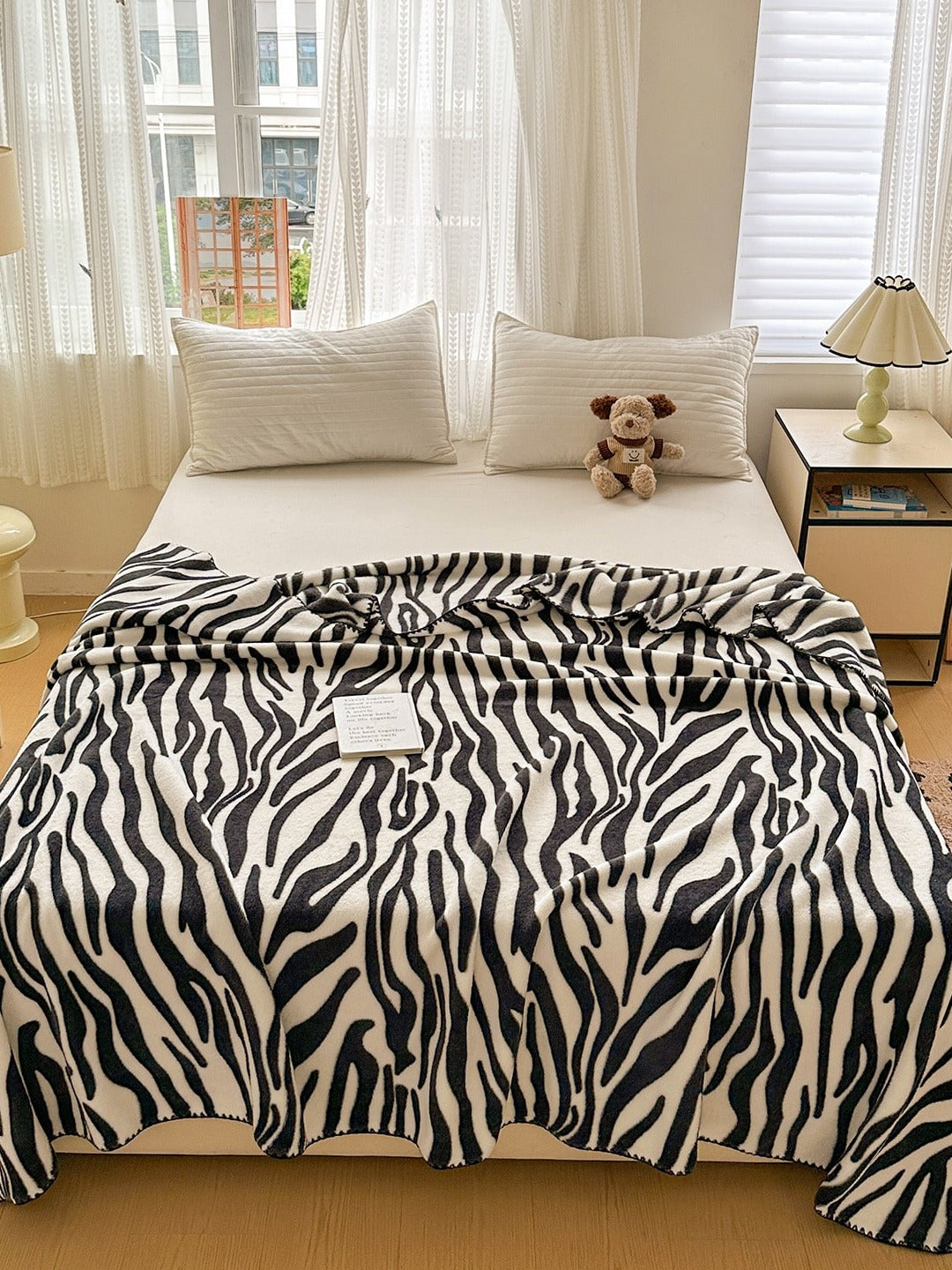 Serengeti Animal Print Plush Throw Blanket original reference image 8