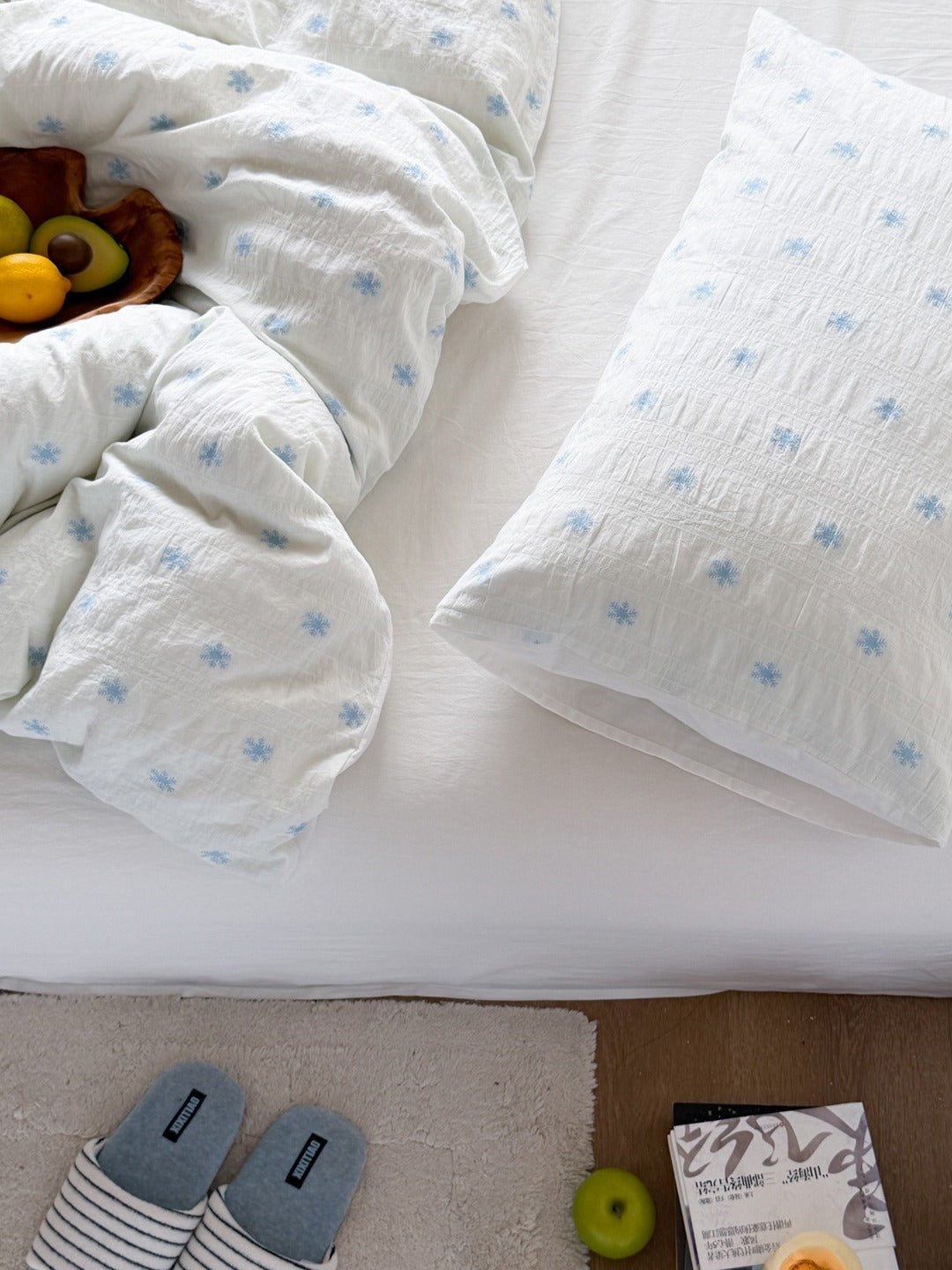 Snowfall Clip Jacquard Cotton Duvet Cover original reference image 1