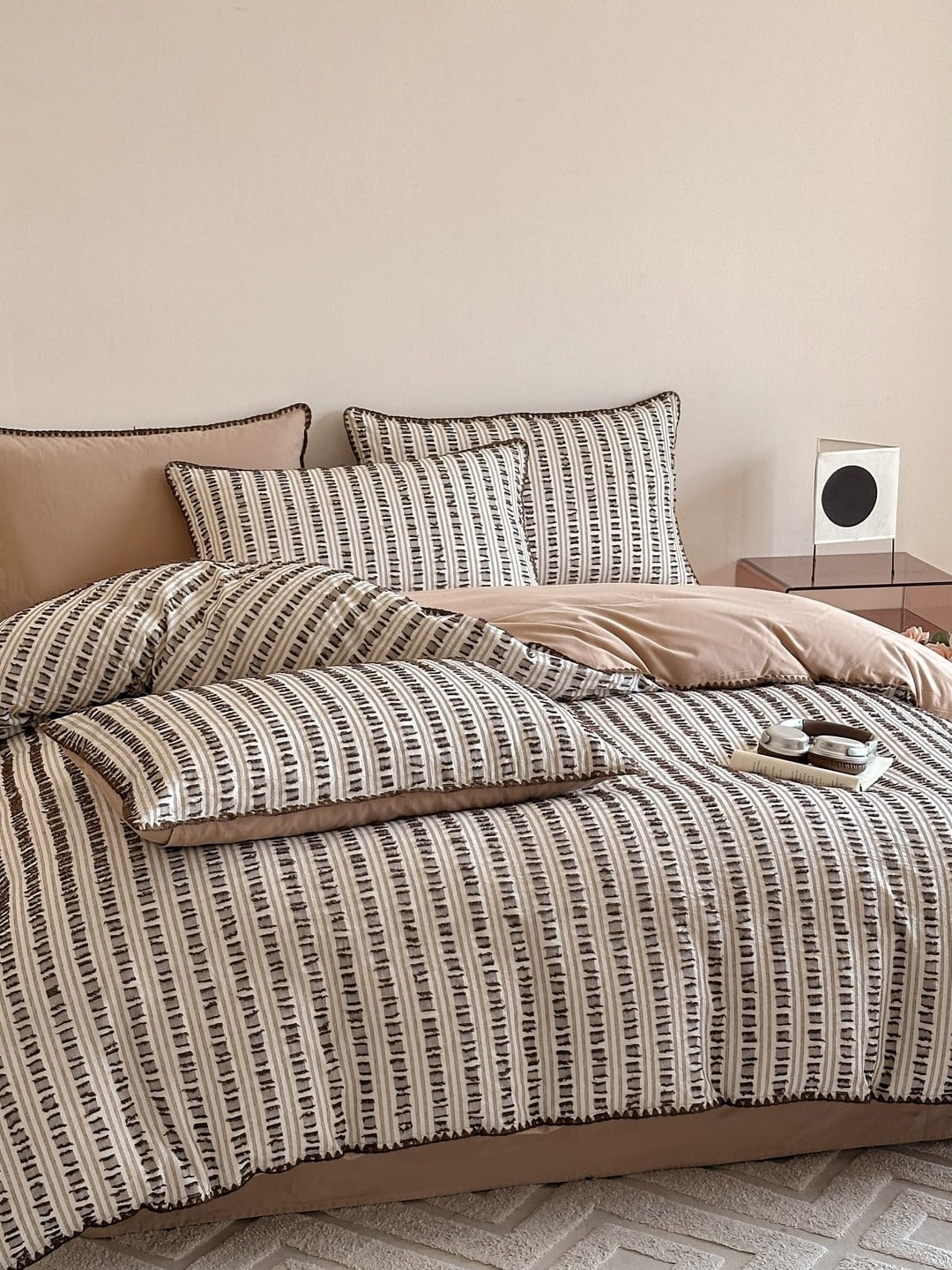 Stitchline Cotton Clip-Jacquard Duvet Cover Set original reference image 3