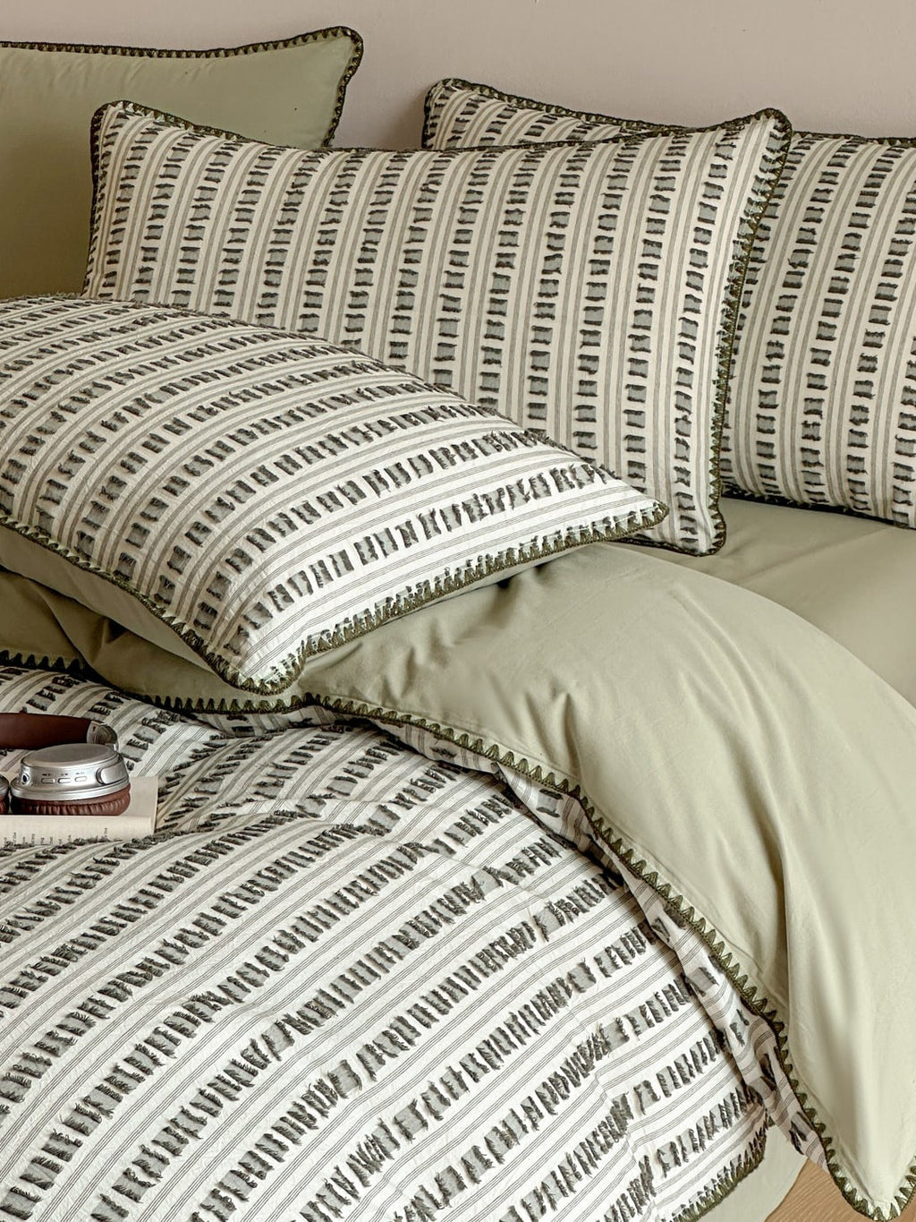 Stitchline Cotton Clip-Jacquard Duvet Cover Set original reference image 16