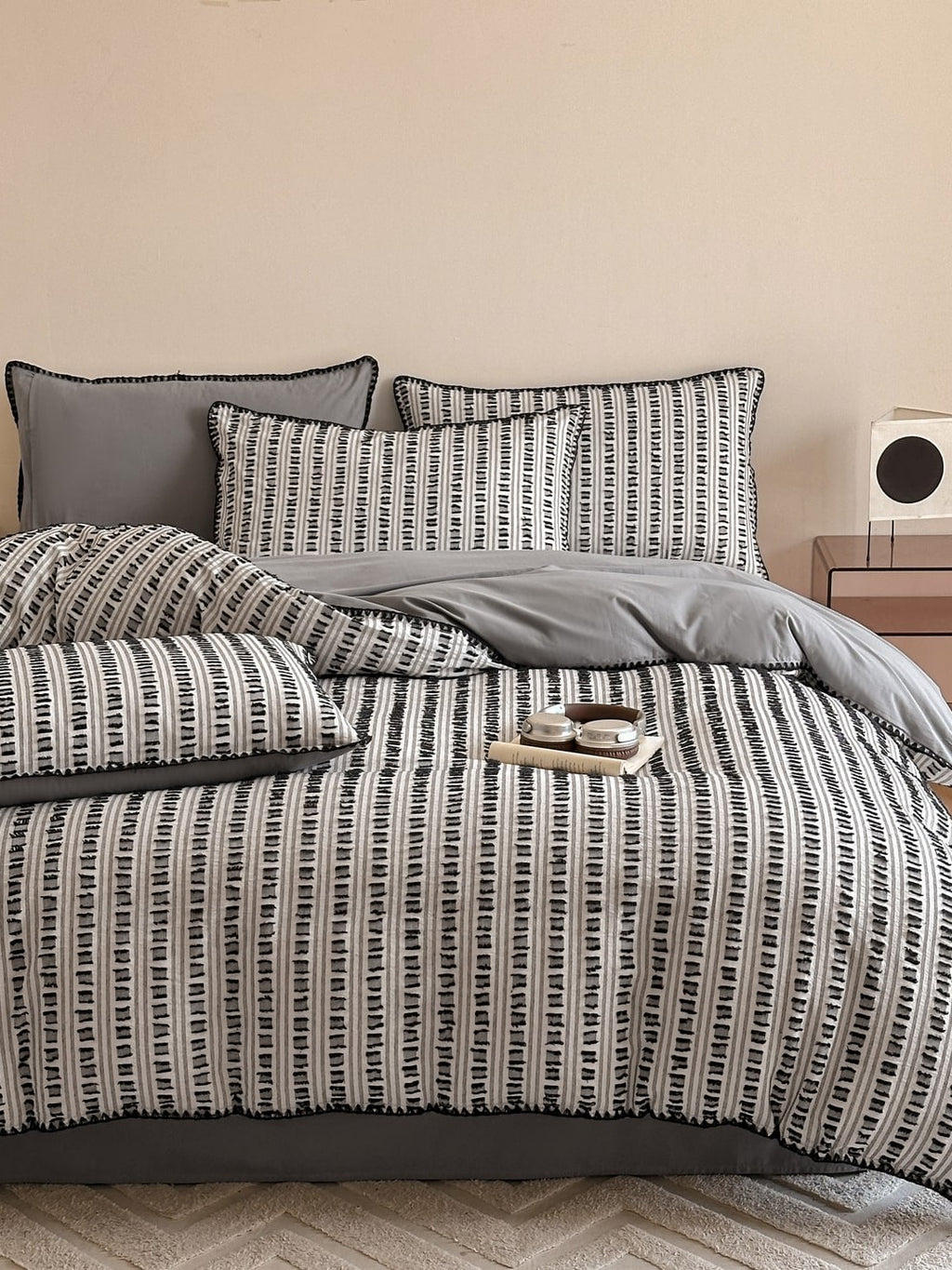 Stitchline Cotton Clip-Jacquard Duvet Cover Set original reference image 26