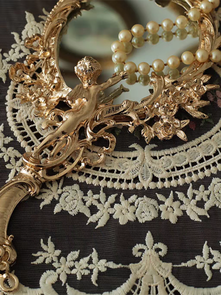 Vintage Handheld Makeup Mirror