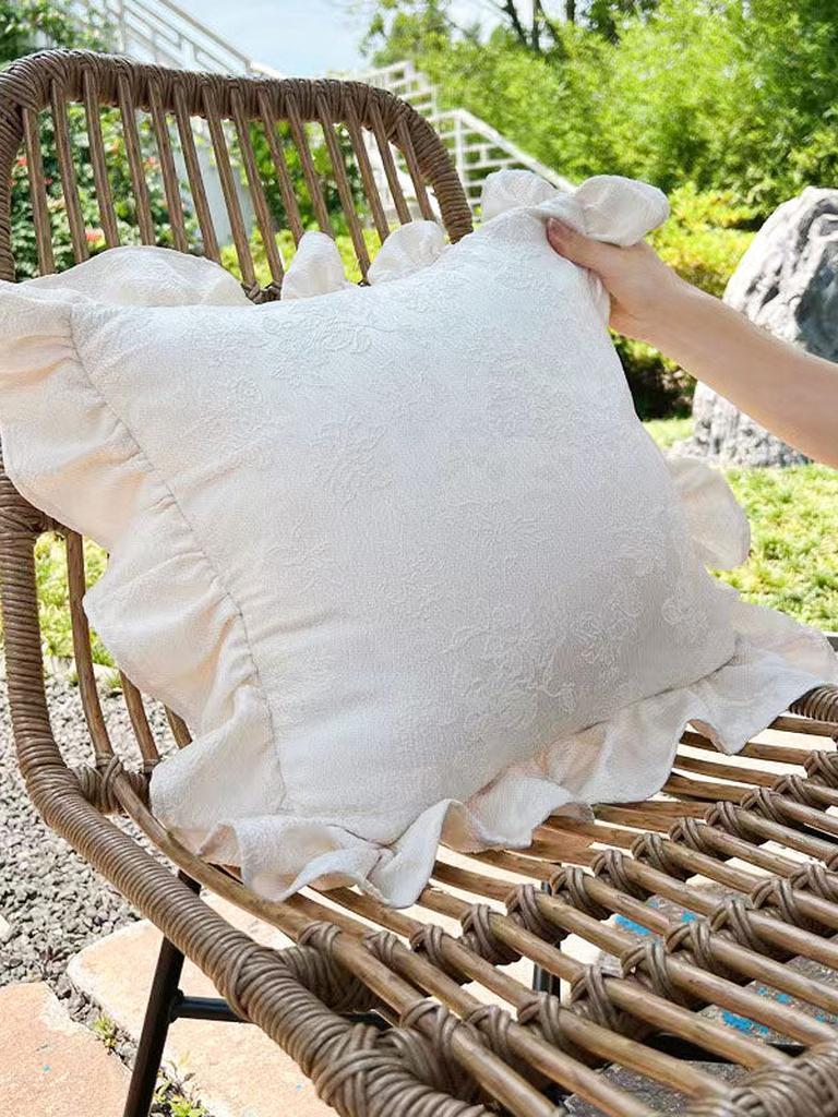 Vintage Jacquard Ruffle Throw Pillow