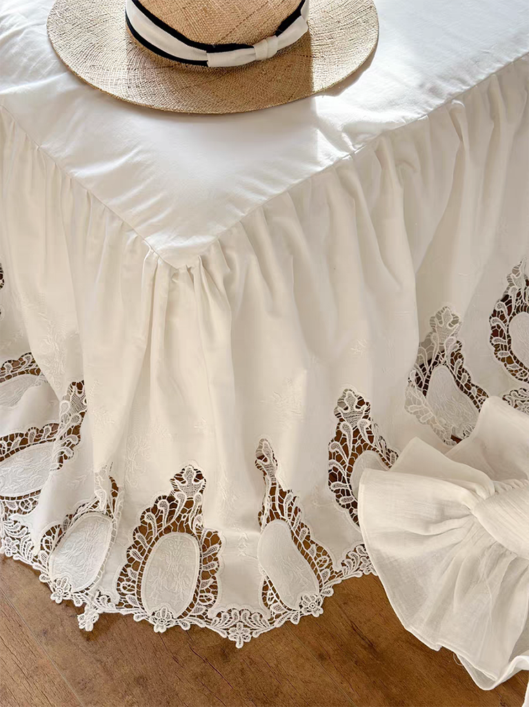 White Princess Lace Ruffle Bedding Set