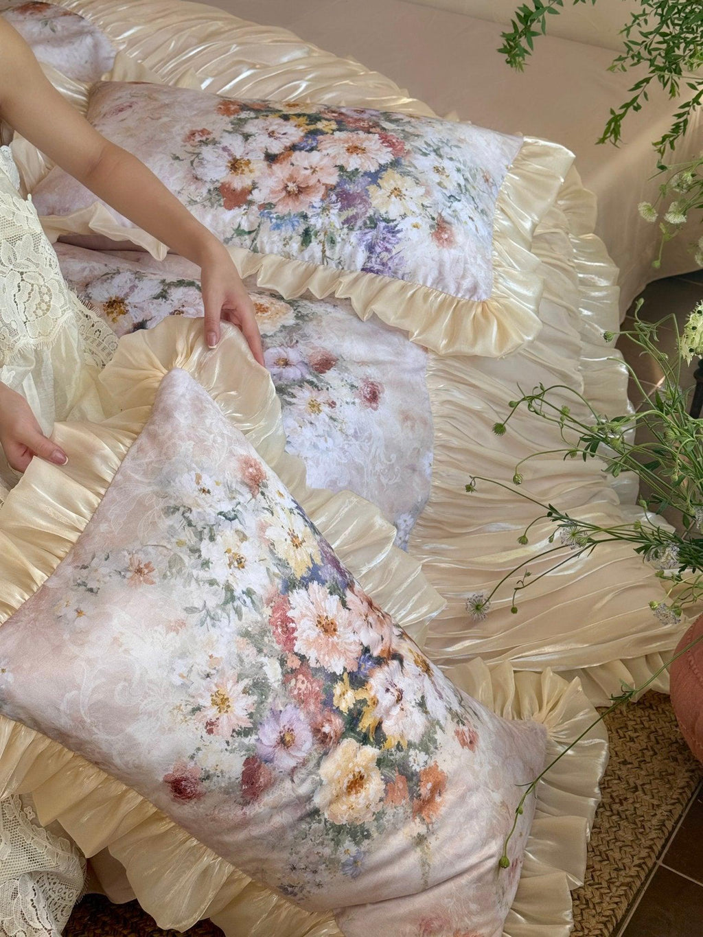 Vintage Bloom Ruched Floral Bedding Set