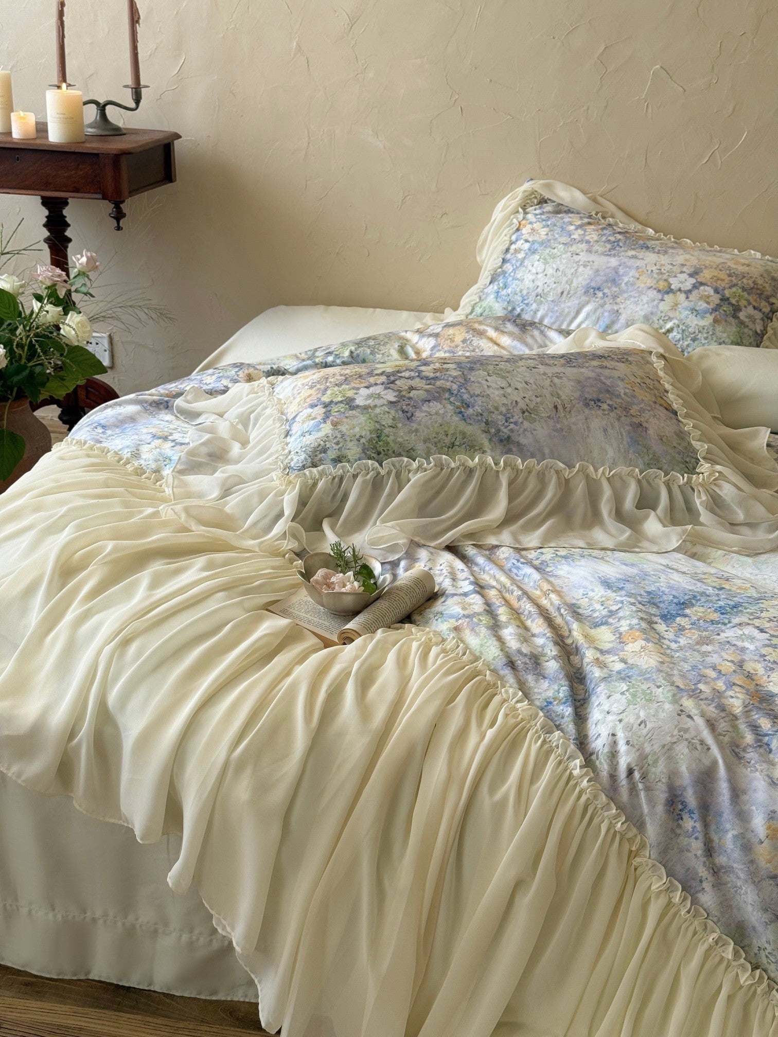 Meadow Whisper Ruffle Bedding Set