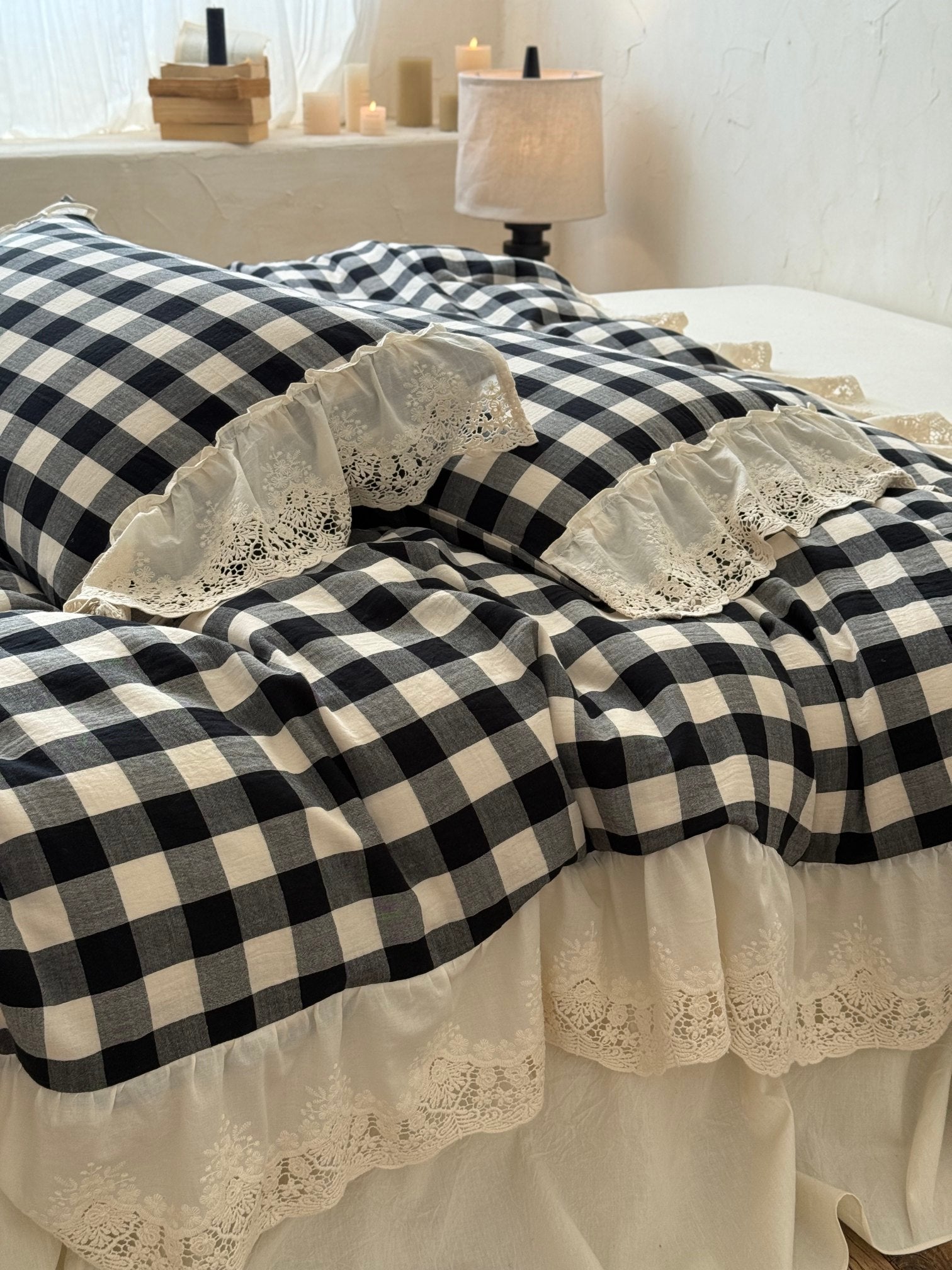 Classic Gingham Lace Ruffle Bedding Set