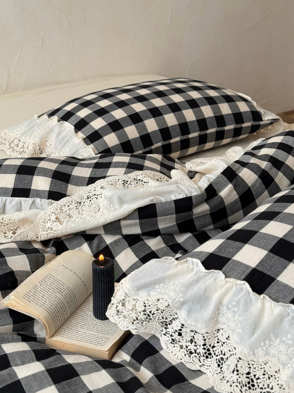 Classic Gingham Lace Ruffle Bedding Set