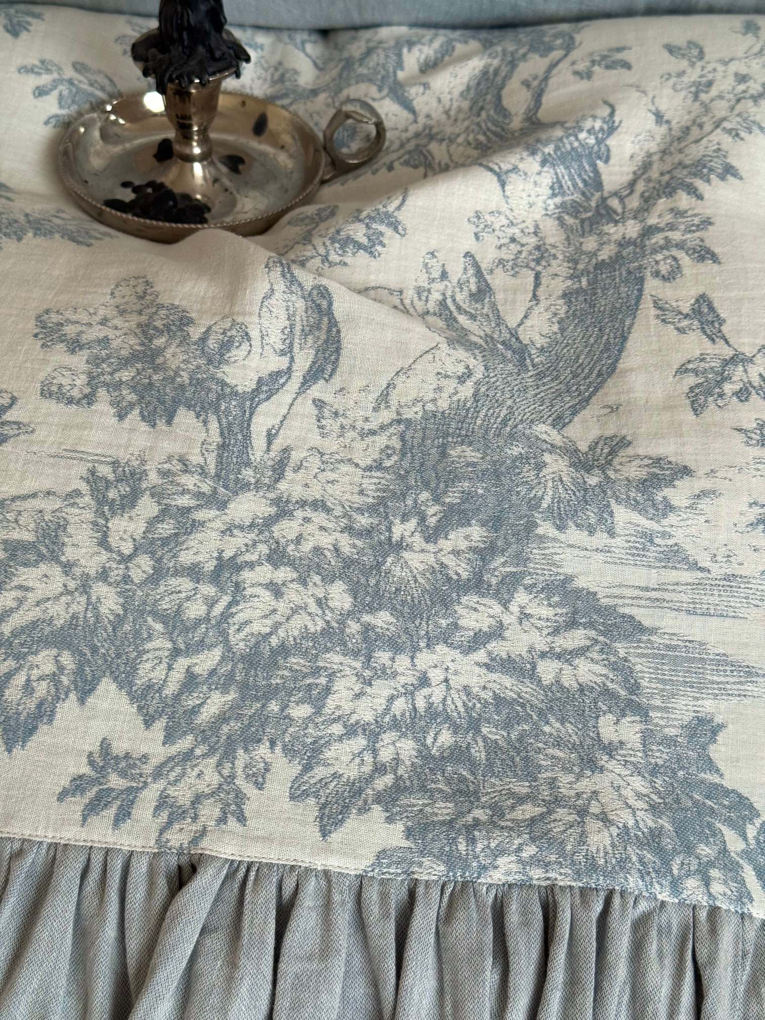 Quiet Manor Toile Ruched Bedding Set