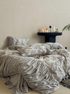 Heritage Meadow Toile Ruched Bedding Set