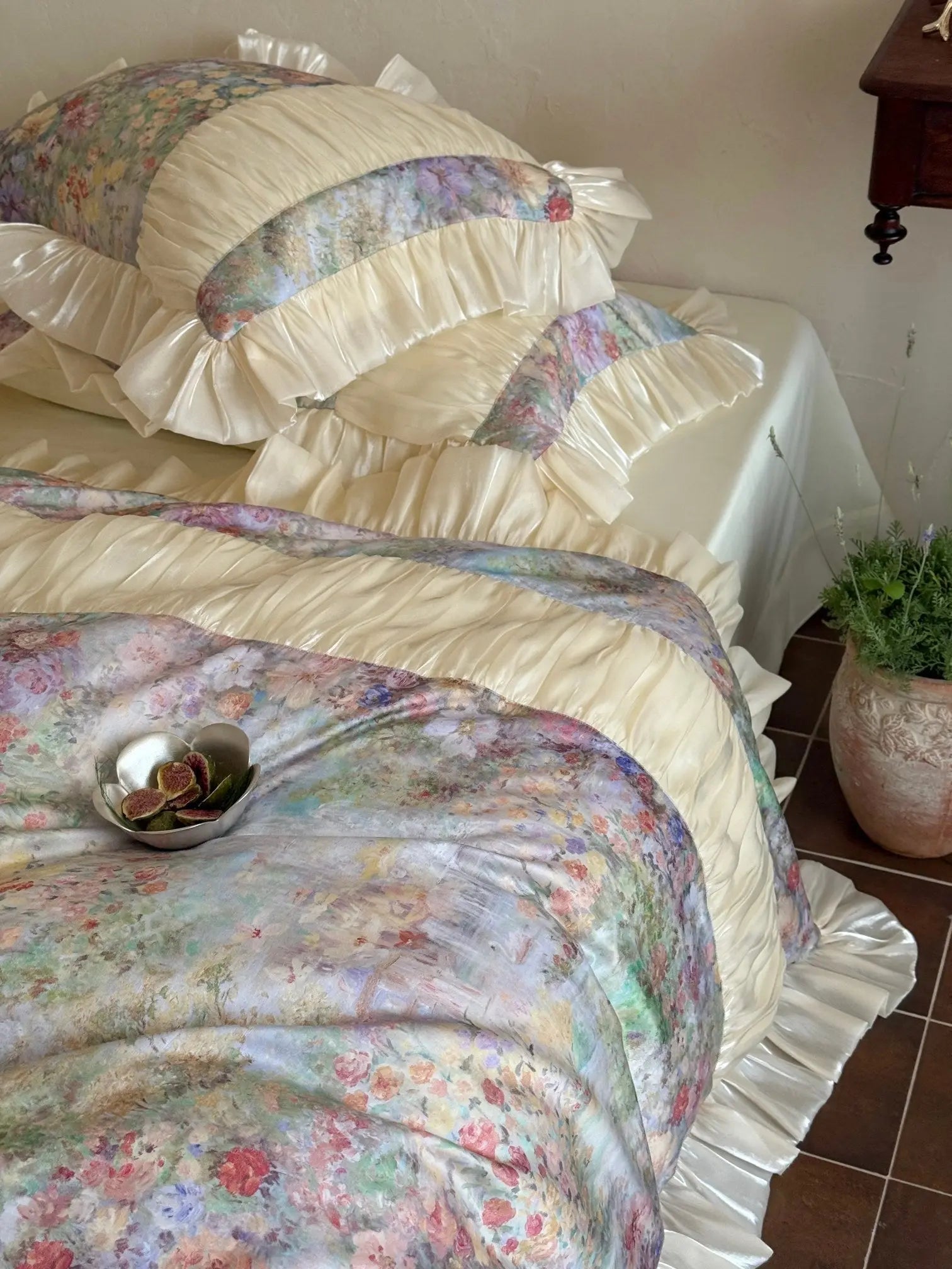 Roseveil Garden Ruched & Ruffle Tencel Bedding Set