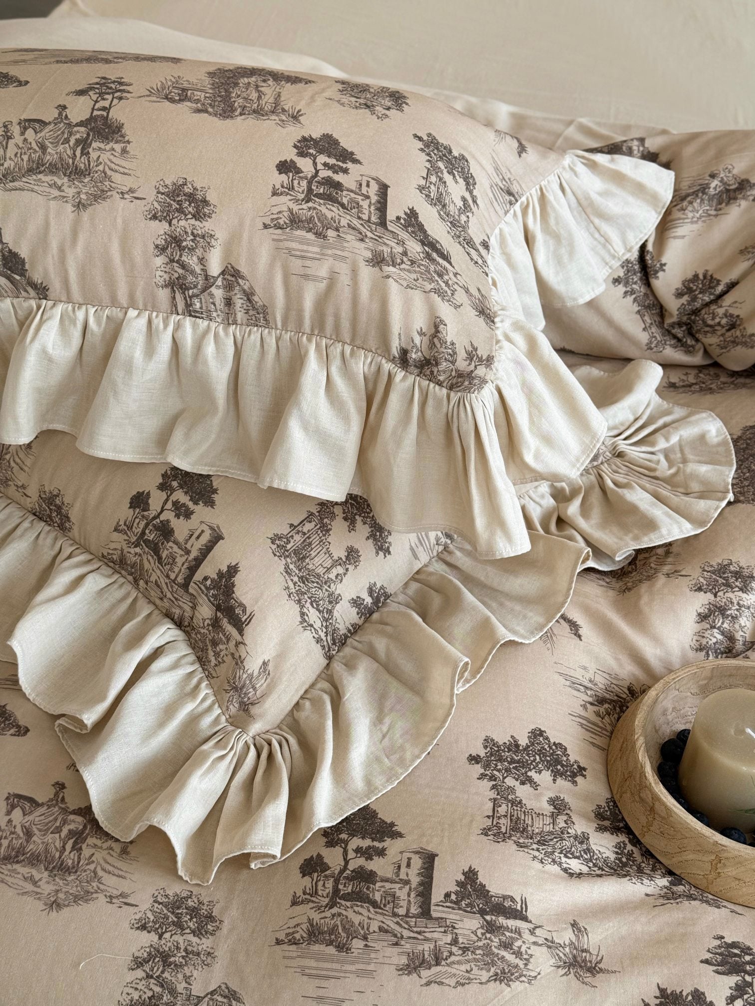 Willowbrook Toile Muslin Gauze Ruffle Bedding Set – Beige
