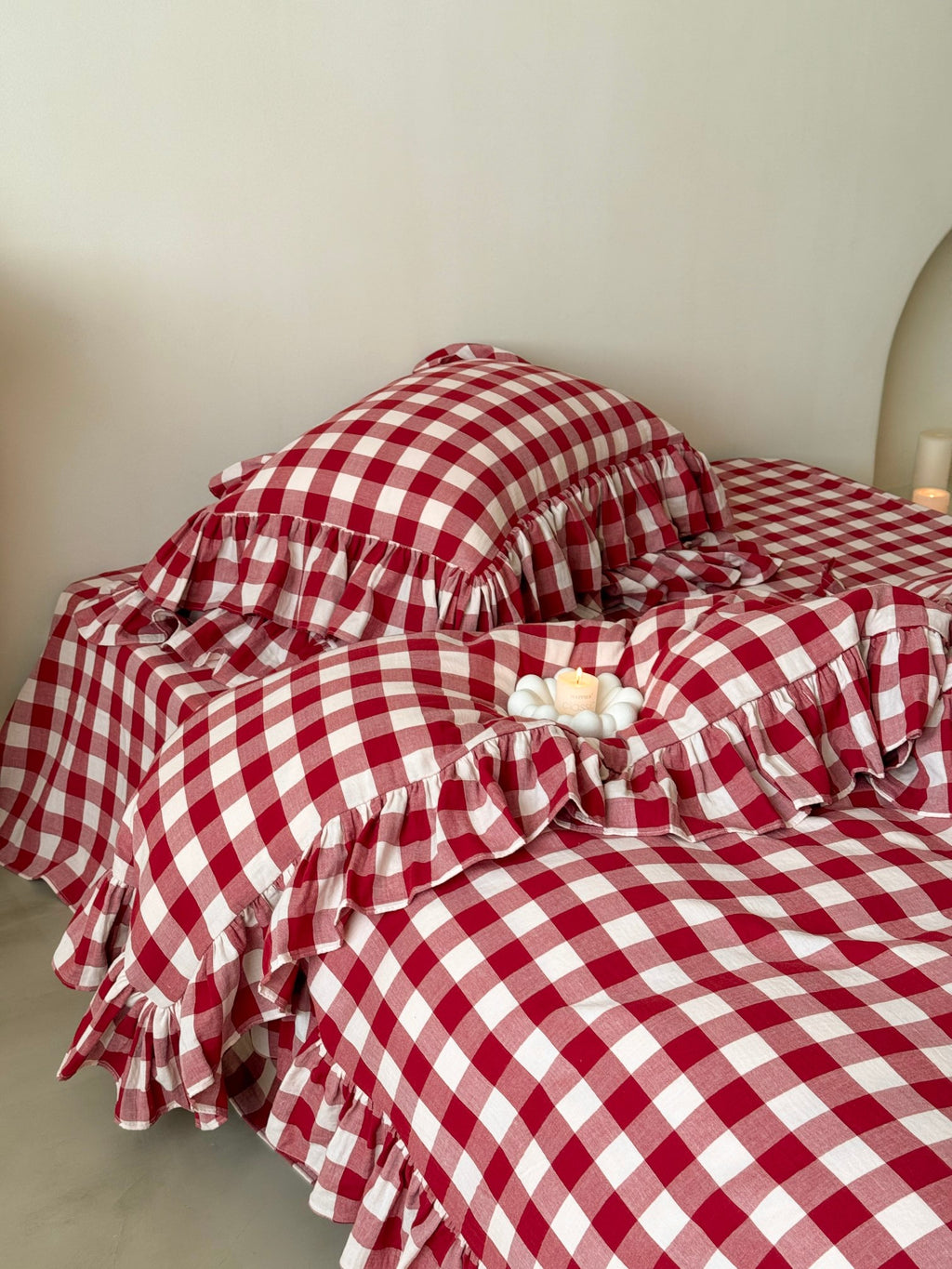 Sweet Gingham Ruffle Bedding