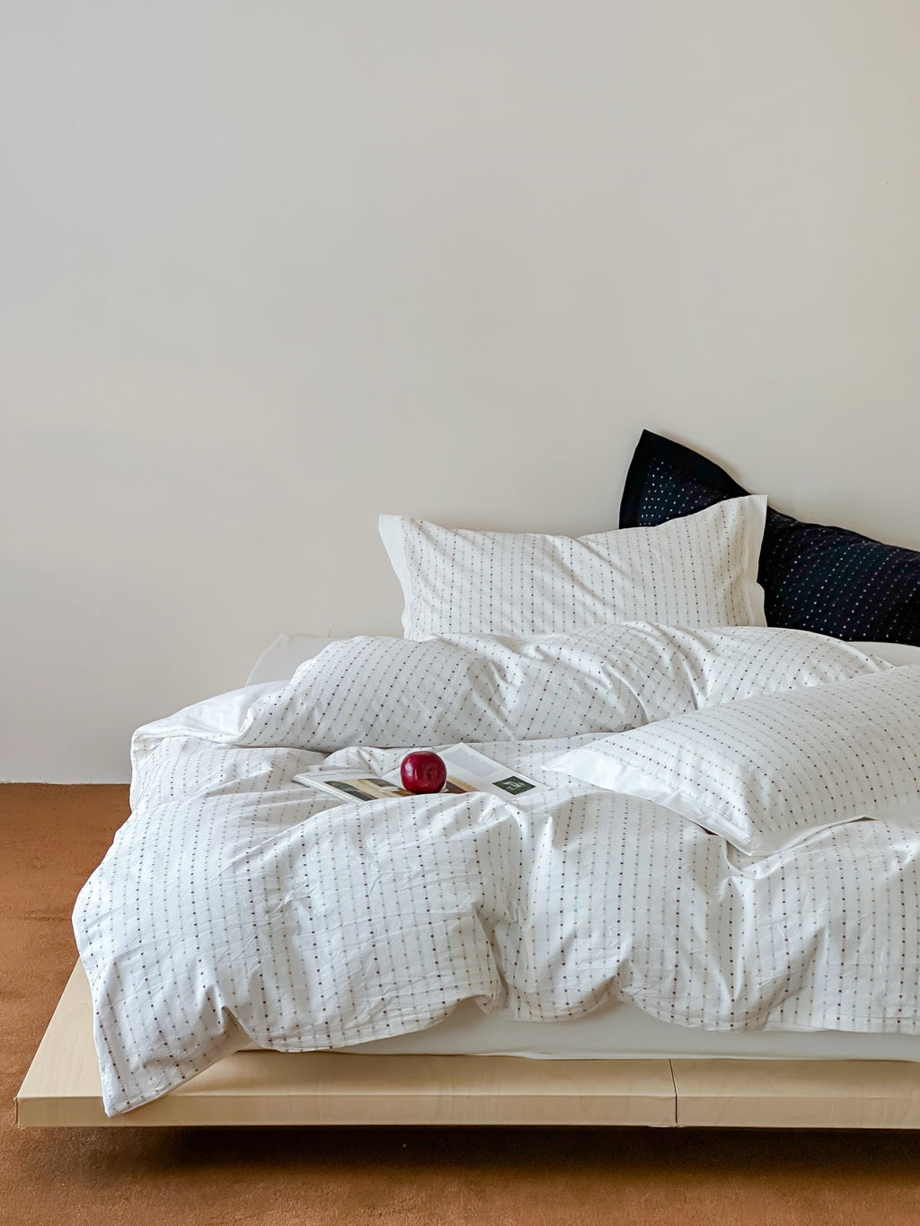 Snow Whisper Square Jacquard Duvet Cover