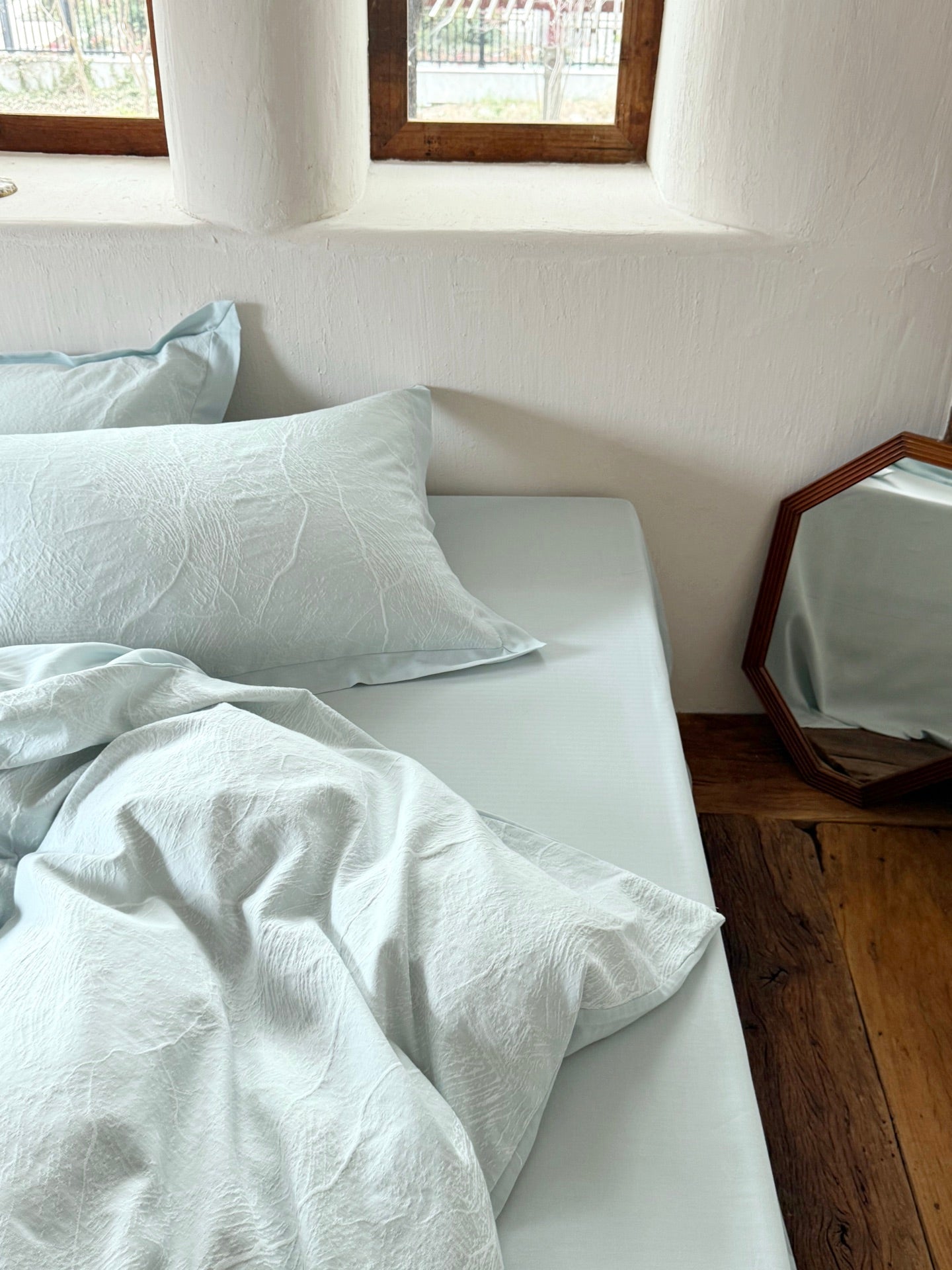 Glacier Vein Jacquard Cotton Duvet Cover -  Aqua