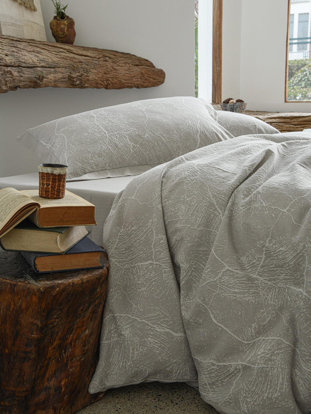 Glacier Vein Jacquard Cotton Bedding Set - Mist Grey