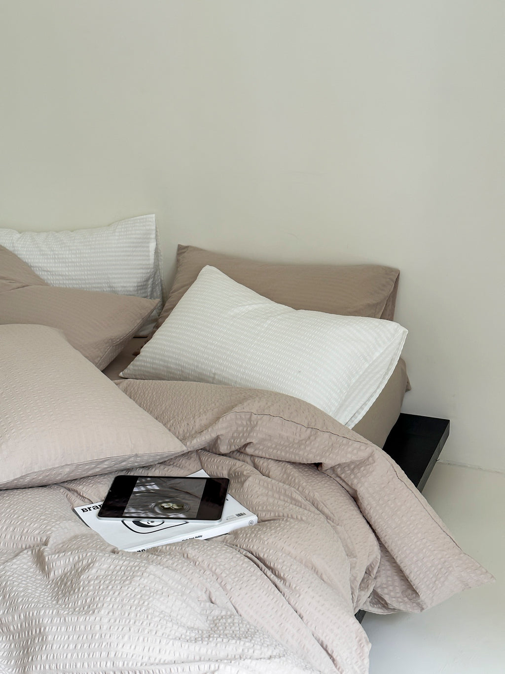 Soft Beige Stripe Seersucker Cotton Duvet Cover - Breezora